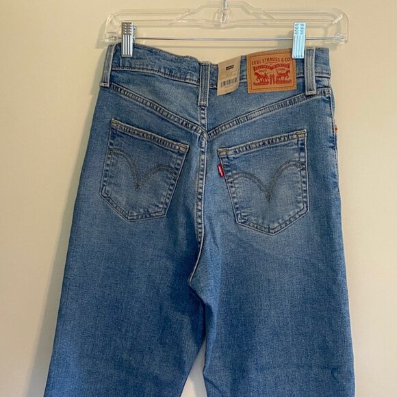 Ribcage Straight Ankle Women's Jeans - Picture 8 of 15